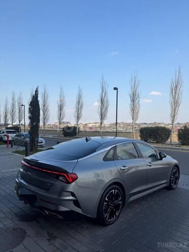 Kia K5-8