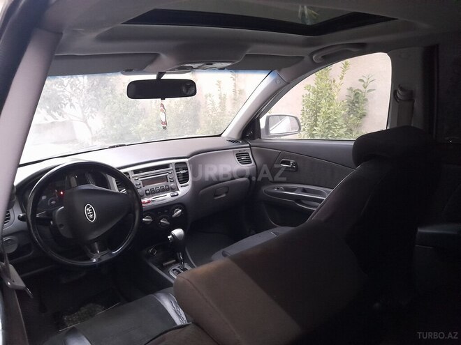 Kia Rio 2009, 348,000 km - 1.4 l - Bakı