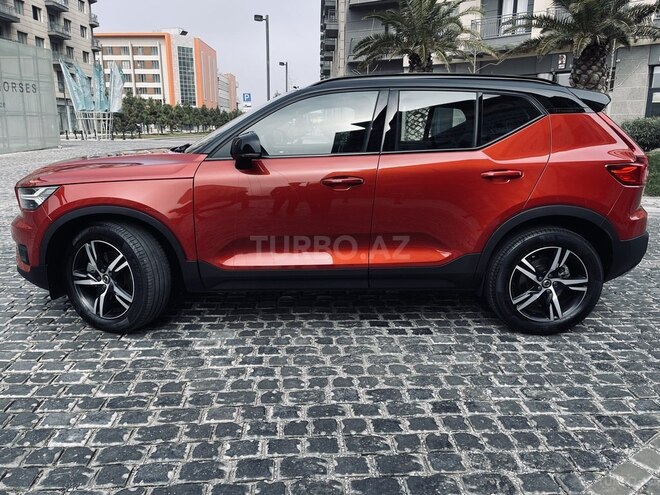 Volvo XC40 2018, 63,000 km - 2.0 l - Bakı