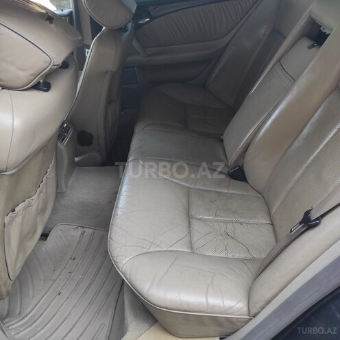 Mercedes E 230 1995, 838,000 km - 2.3 l - Bakı