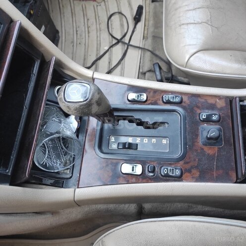 Mercedes E 230 1995, 838,000 km - 2.3 l - Bakı