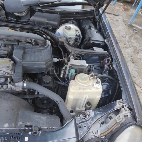 Mercedes E 230 1995, 838,000 km - 2.3 l - Bakı