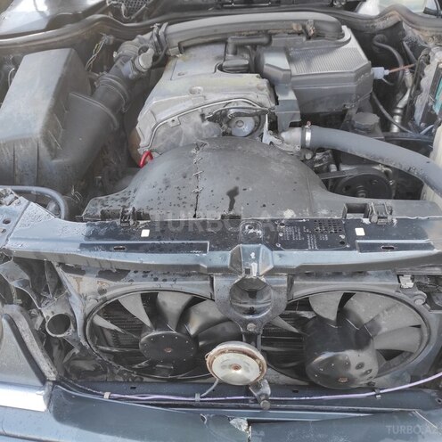 Mercedes E 230 1995, 838,000 km - 2.3 l - Bakı