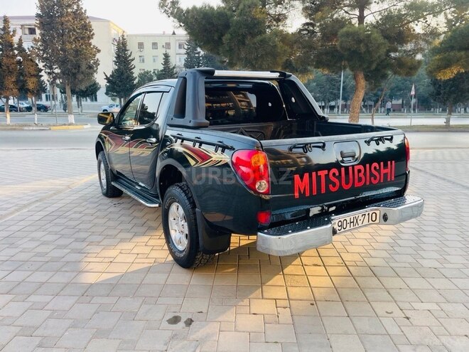 Mitsubishi L200 2009, 281,000 km - 2.5 l - Xırdalan
