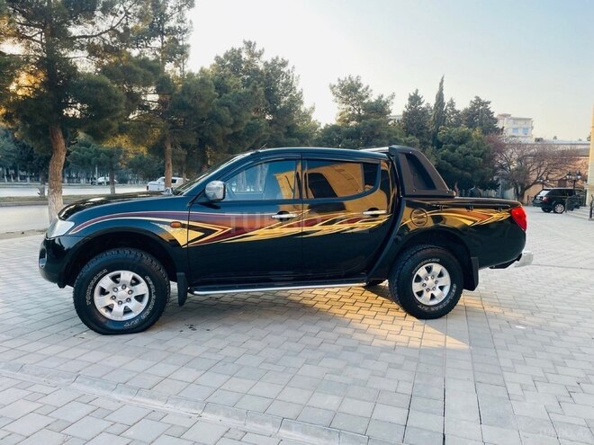 Mitsubishi L200 2009, 281,000 km - 2.5 l - Xırdalan