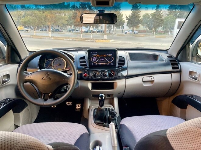 Mitsubishi L200 2009, 281,000 km - 2.5 l - Xırdalan