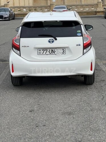 Toyota Aqua 2019, 130,000 km - 1.5 л - Bakı