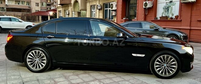 BMW 750 2013, 239,000 km - 4.4 l - Bakı