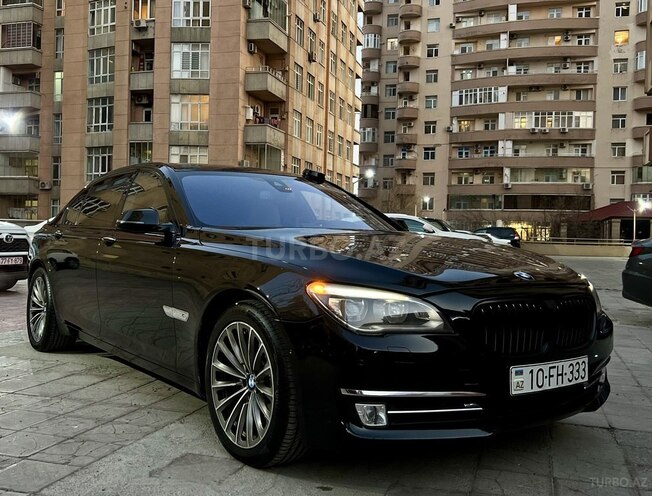 BMW 750 2013, 239,000 km - 4.4 l - Bakı