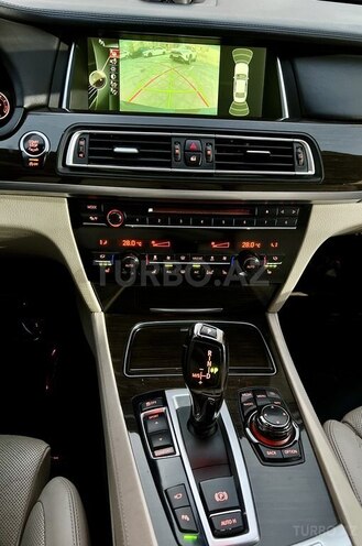BMW 750 2013, 239,000 km - 4.4 l - Bakı