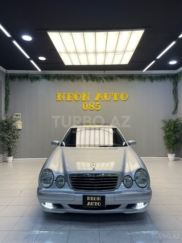 Mercedes E 320 2001, 240,000 km - 3.2 l - Sumqayıt