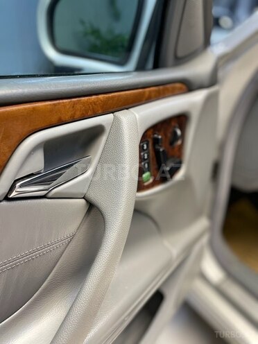Mercedes E 320 2001, 240,000 km - 3.2 l - Sumqayıt