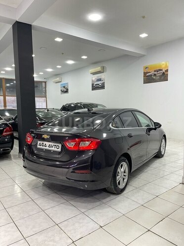 Chevrolet Cruze-6