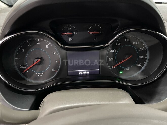Chevrolet Cruze-12