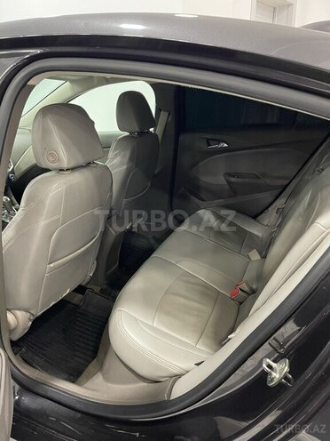Chevrolet Cruze-8