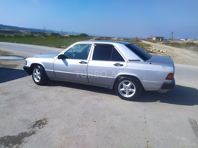 Mercedes 190 1991, 264,000 km - 1.8 л - Siyəzən