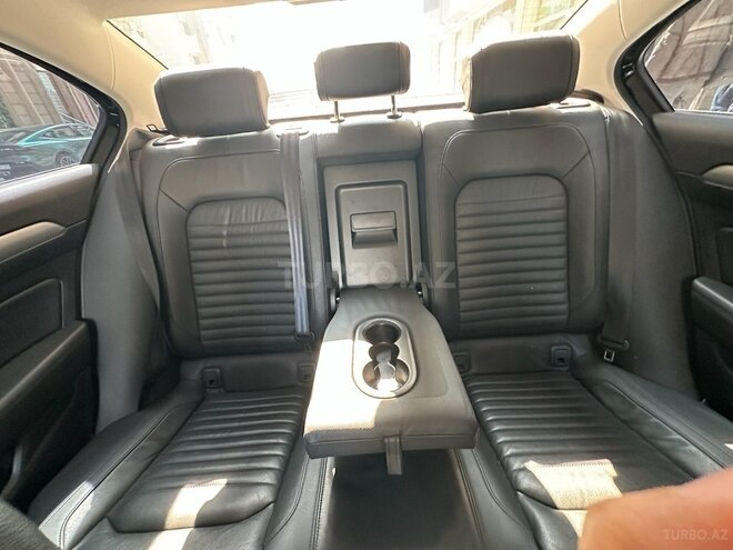 Volkswagen Passat 2018, 92,500 km - 1.8 l - Bakı