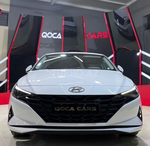 Hyundai Elantra-1
