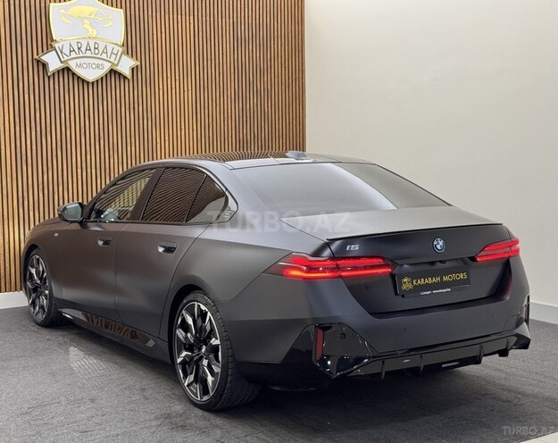 BMW i5 2023, 2,000 km - 0.1 l - Bakı