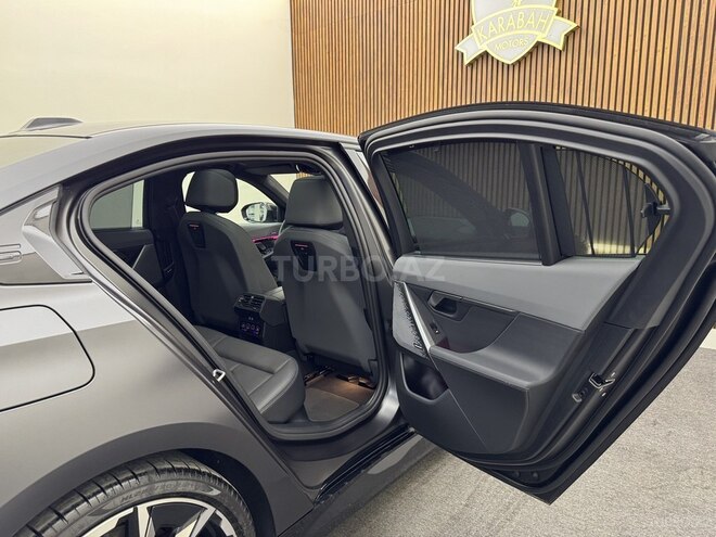 BMW i5 2023, 2,000 km - 0.1 l - Bakı
