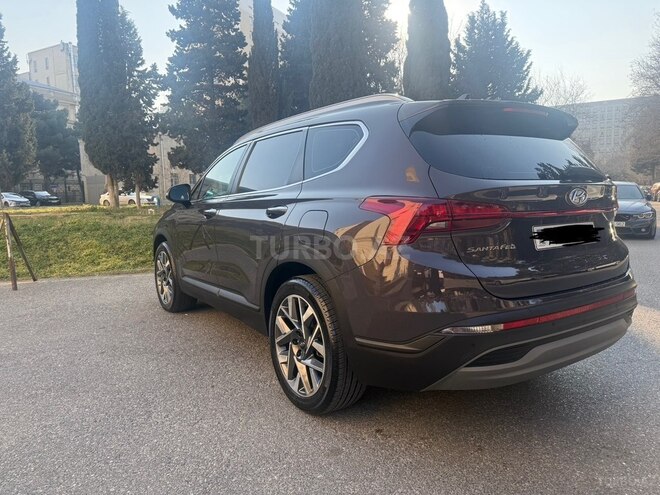 Hyundai Santa Fe-10