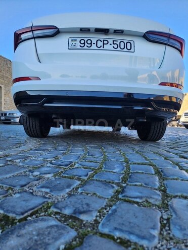 Skoda Rapid-8