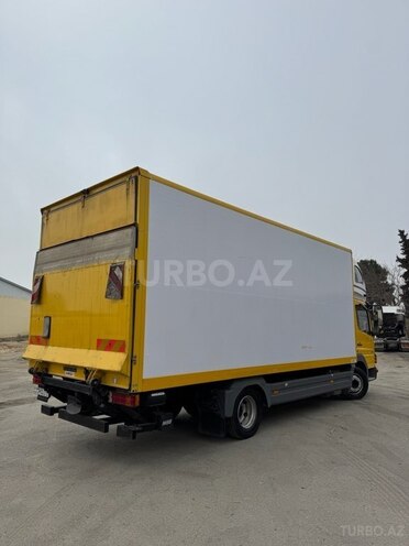 Mercedes Atego 818 2010, 585,000 km - 4.3 l - Bakı