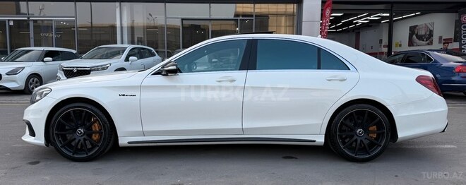 Mercedes S 63 AMG 2015, 157,000 km - 5.5 l - Bakı