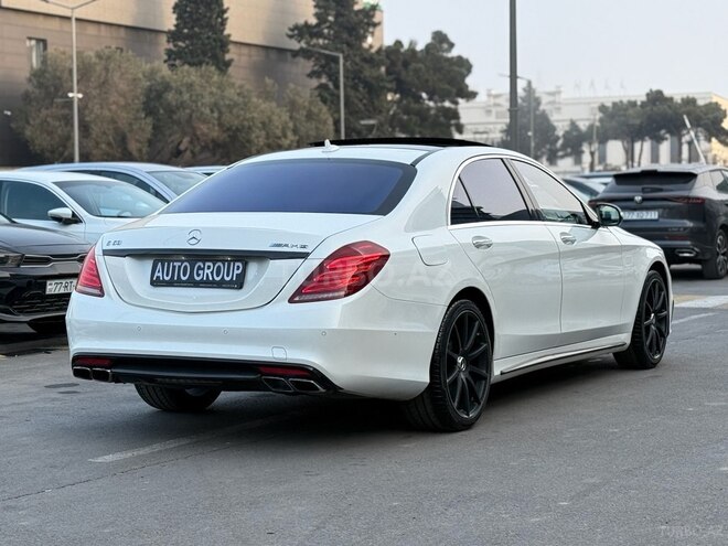 Mercedes S 63 AMG 2015, 157,000 km - 5.5 l - Bakı