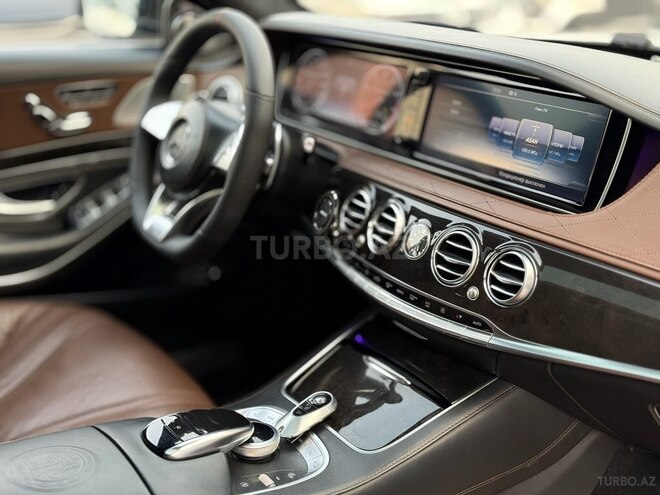 Mercedes S 63 AMG 2015, 157,000 km - 5.5 l - Bakı