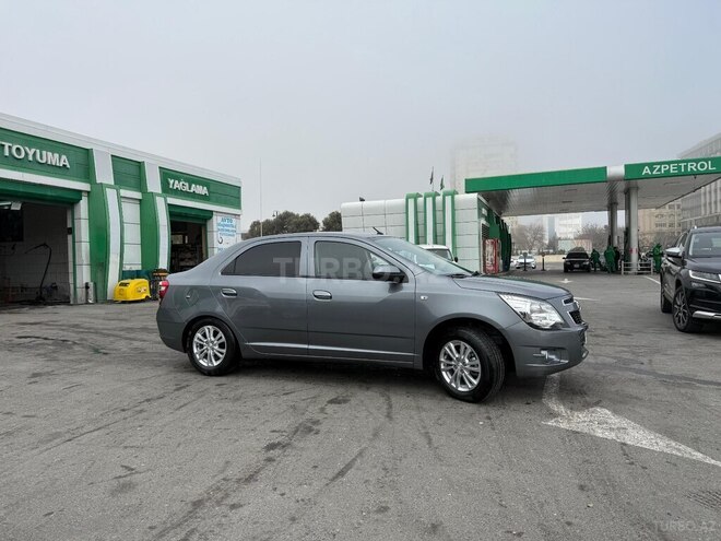 Chevrolet Cobalt-4