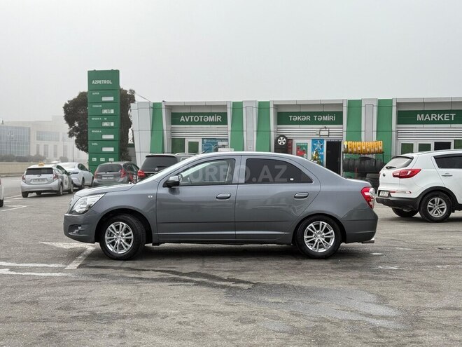 Chevrolet Cobalt-8