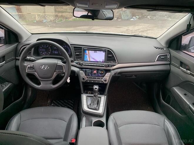 Hyundai Avante 2016, 120,800 km - 1.6 l - Bakı