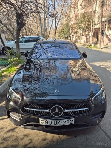 Mercedes E 300 e-6