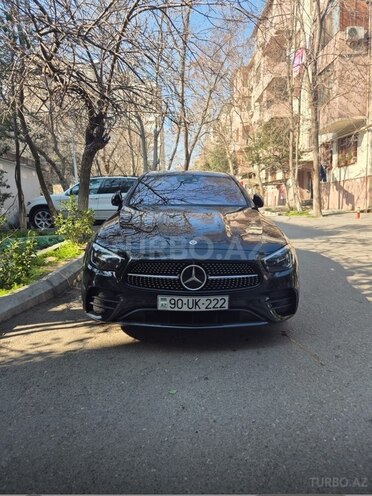 Mercedes E 300 e-10