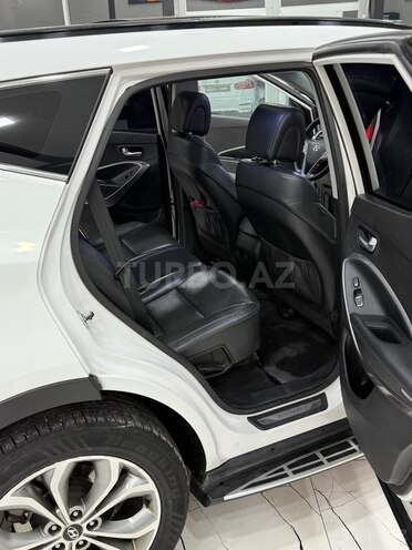Hyundai Santa Fe-16