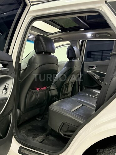 Hyundai Santa Fe-19