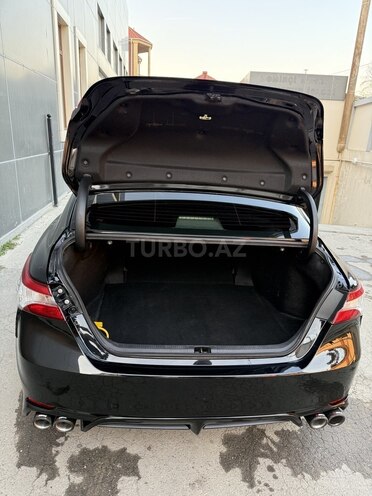 Toyota Camry-7