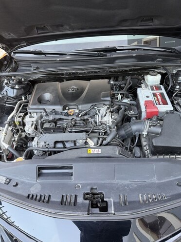 Toyota Camry-3