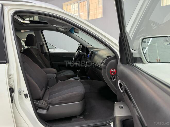 Hyundai Santa Fe-16