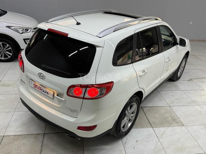 Hyundai Santa Fe-11