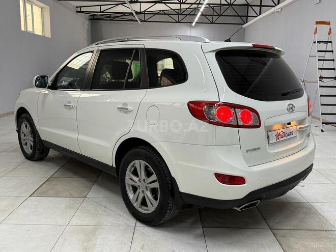 Hyundai Santa Fe-9
