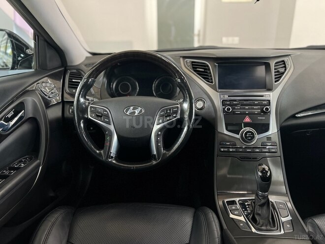 Hyundai Grandeur-10