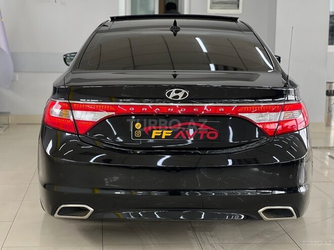 Hyundai Grandeur-8