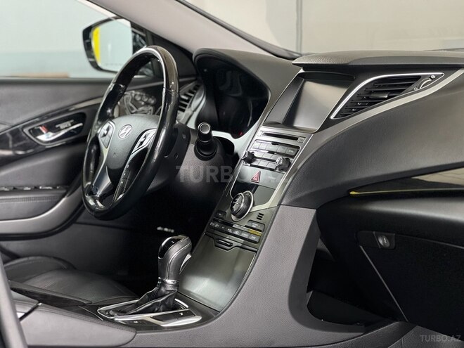 Hyundai Grandeur-14