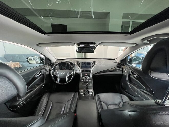 Hyundai Grandeur-12