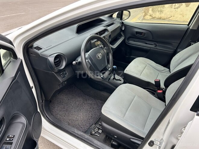 Toyota Aqua 2017, 78,500 km - 1.5 l - Bakı