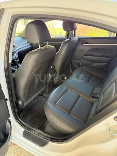 Hyundai Avante 2018, 153,258 km - 1.6 л - Bakı