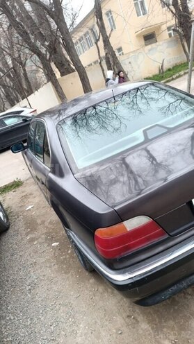 BMW 735 1996, 418,320 km - 3.5 l - Bakı