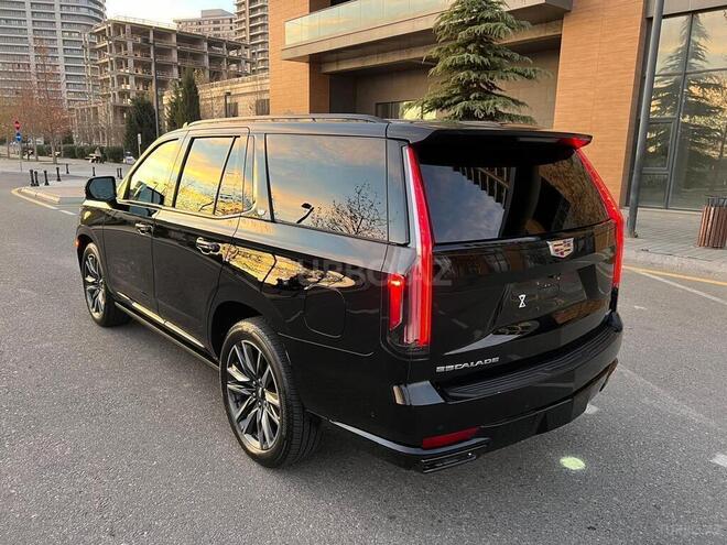 Cadillac Escalade-6